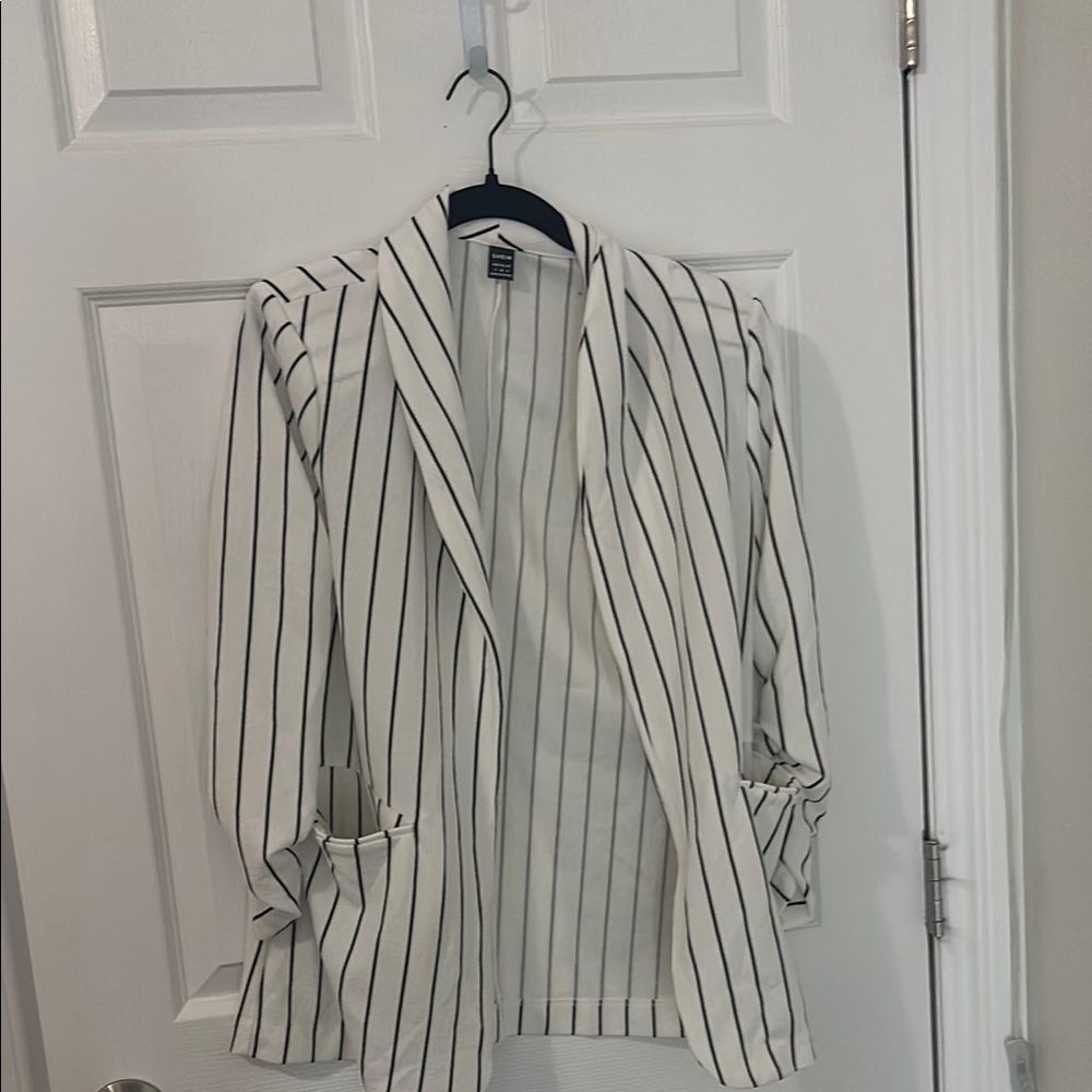 Chic Striped Blazer